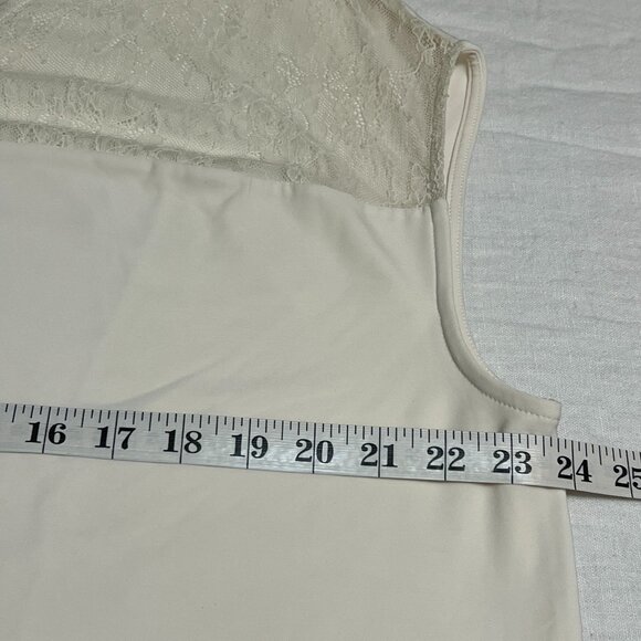 Lauren Ralph Lauren Women’s 2X Ivory Lace Yoke Blouse Top Stretch Plus Size - Picture 5 of 6